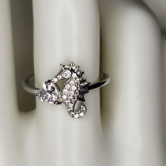 S925 Seahorse Ring - Picture 2 of 2